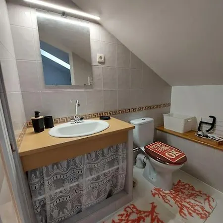 L'entracte, Enjoy A 3 Stars Break In *