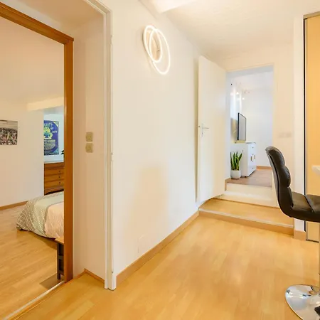 L'entracte, Enjoy A 3 Stars Break In * スダン